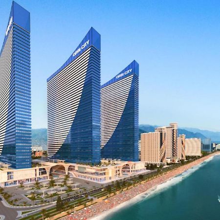 Delux Sea View Aparthotel In Orbi City บาทูมิ ภายนอก รูปภาพ