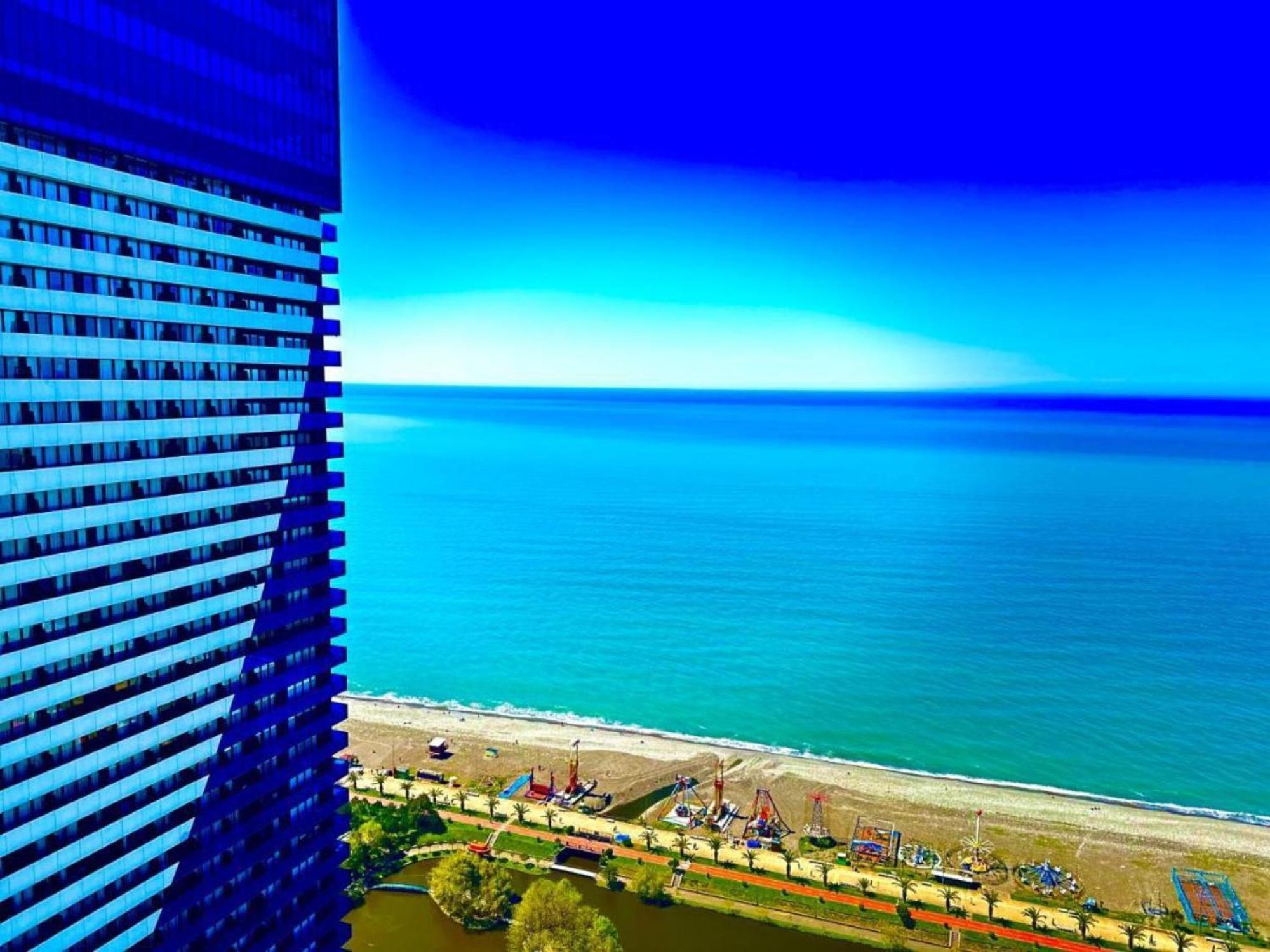 Delux Sea View Aparthotel In Orbi City บาทูมิ ภายนอก รูปภาพ