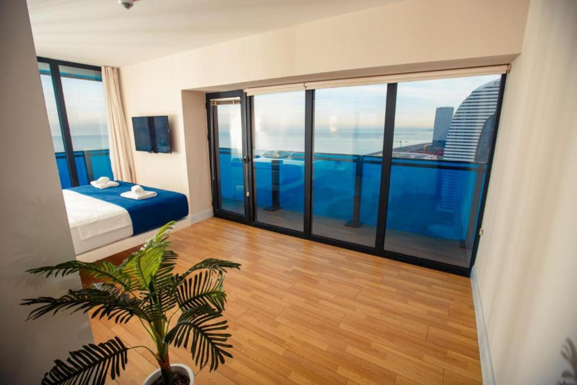 Delux Sea View Aparthotel In Orbi City บาทูมิ ภายนอก รูปภาพ